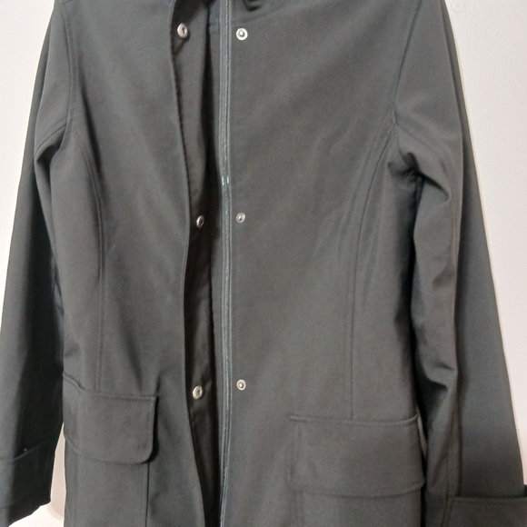 Womens rain jacket small Black 2 way zippered snaps pockets hood roomy warm - Picture 6 of 8